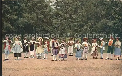 Meissen Elbe Sachsen Meissner Porzellan Gaertner  und Winzerkinder  Kat. Meissen