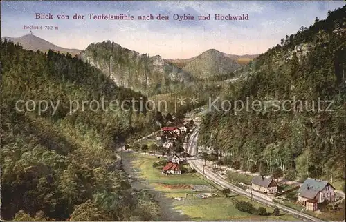 Oybin Blick von der Teufelsmuehle Berg Oybin Hochwald Zittauer Gebirge Kat. Kurort Oybin