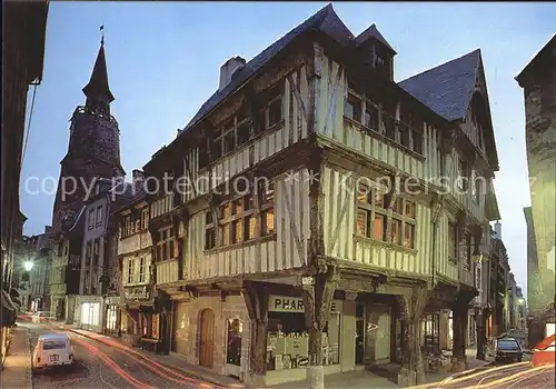 Dinan alte Haeuser und Uhrturm Kat. Dinan