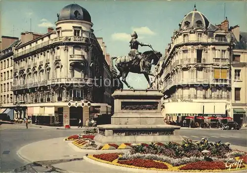 Orleans Loiret Place Martroi Statue equestre Jeanne d Arc  Kat. Orleans