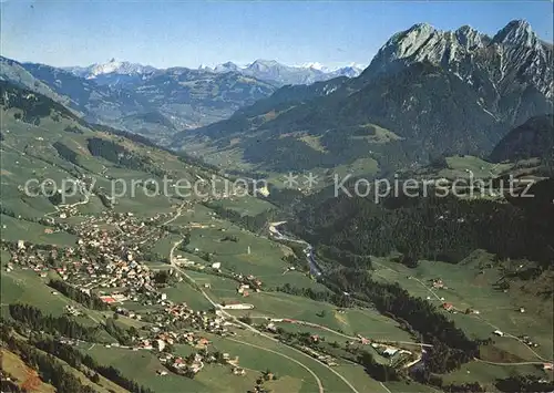 Chateau d Oex Vallee du Pays d Enhaut Massif du Rubly et Alpes Bernoises Kat. Chateau d Oex