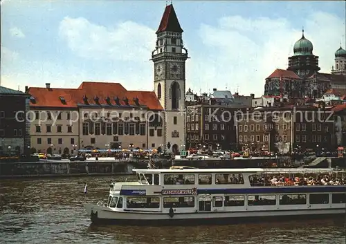 Passau Rathaus Dreifluessestadt Ausflugsdampfer Kat. Passau