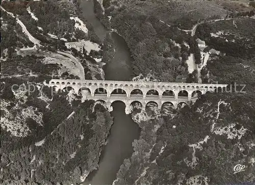 Nimes Fliegeraufnahme Pont du Gard Kat. Nimes