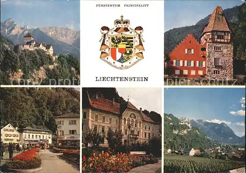 Vaduz Schloss mit Wappen Residenz des Fuersten von Liechtenstein Rotes Haus Kat. Vaduz