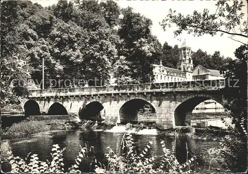 Brantome Le Pont coude et l`Abbaye Kat. Brantome