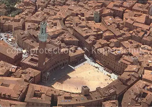 Siena Fliegeraufnahme Piazza del Campo e Palazzo Comunale Kat. Siena