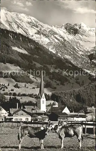 Fischen Allgaeu Kirche mit Nebelhorn Kat. Fischen i.Allgaeu