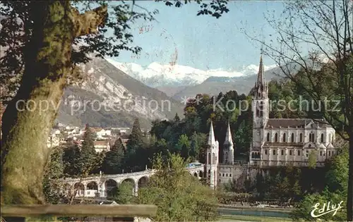 Lourdes Hautes Pyrenees Basilique et le Pic du Jer Kat. Lourdes