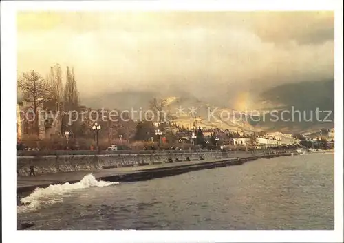 Yalta Herbst an der Kueste Kat. Yalta