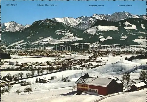 Sonthofen Oberallgaeu Gesamtansicht mit Rotspitze und Daumen Allgaeuer Alpen Kat. Sonthofen