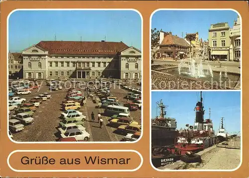 Wismar Mecklenburg Marktplatz Rathaus Wasserspiel Kraemerstrasse Schlepper Kai