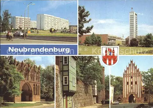 Neubrandenburg Neubauten Leninstrasse Karl Marx Platz Haus der Kultur und Bildung Treptower Tor Stadtmauer Wiekhaeuser Moenchenturm Stargarder Tor Kat. Neubrandenburg