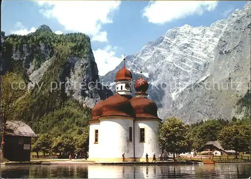 St Bartholomae Wallfahrtskirche mit Watzmann Ostwand Berchtesgadener Alpen Kat. Schoenau a.Koenigssee