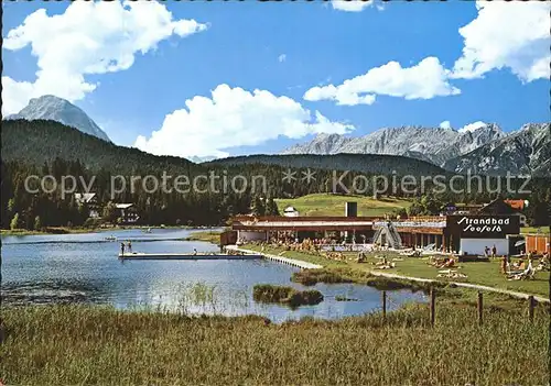 Seefeld Tirol Schwimmbad gegen Hohe Munde Kat. Seefeld in Tirol