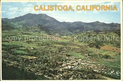 Calistoga Ortsansicht Berge  / Calistoga /
