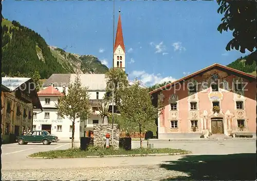 Holzgau Platz Brunnen Fassadenmalerei Kirche Kat. Holzgau