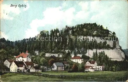 Oybin Ortsansicht mit Kirche Berg Oybin Zittauer Gebirge Kat. Kurort Oybin