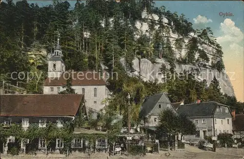 Oybin Partie an der Kirche Berg Oybin Zittauer Gebirge Kat. Kurort Oybin