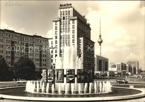 Berlin Strausberger Platz mit Fernsehturm Kat. Berlin