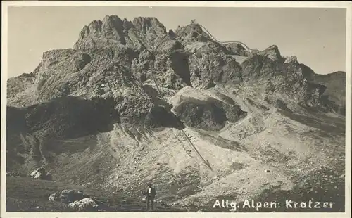 Allgaeuer Alpen Blick zum Kratzer