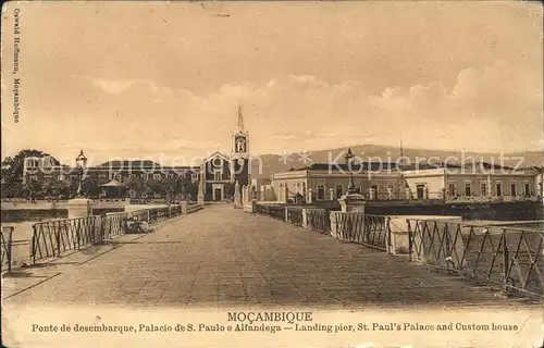 Mosambik Ponte desembarque Palacio S Paulo Alfandega  / Mosambik /