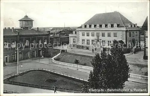 Kuestrin Neustadt Bahnhofsplatz und Postamt / Kostrzyn Ostbrandenburg /