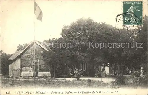 Royan Charente-Maritime Foret de la Coubre Pavillon de la Bouverie Stempel auf AK / Poitiers-Charentes /Arrond. de Poitiers