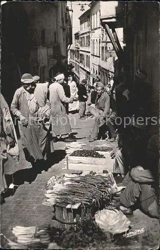 Alger Casbah Marchand de legumes / Algerien /