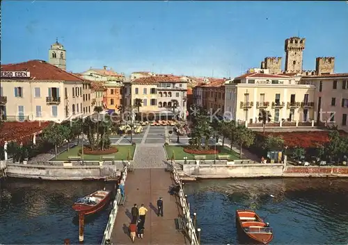 Lago di Garda Sirmione Platz Carducci / Italien /