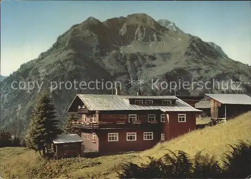 Mittelberg Kleinwalsertal Alpengaststaette Buehalpe / Oesterreich /