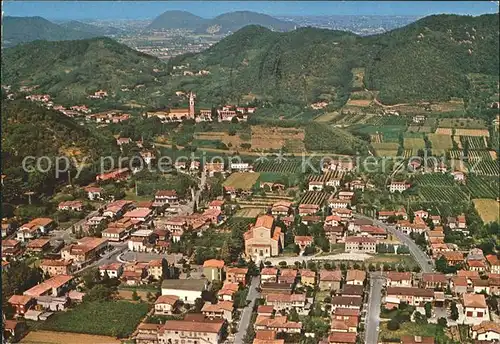 Galzignano Terme Fliegeraufnahme / Galzignano Terme /Padua