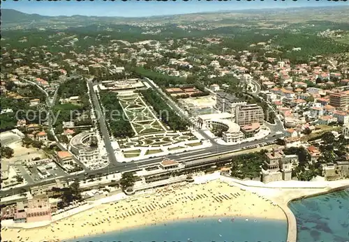 Estoril A praia e o parque vistos do aereo / Portugal /
