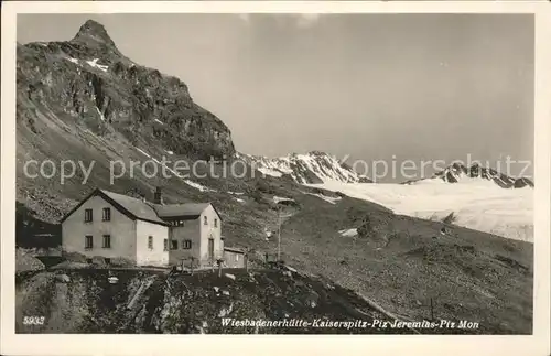 Wiesbadener Huette mit Kaiserspitz Piz Jeremias Piz Mon Schutzhuette Silvretta Kat. Partenen Montafon