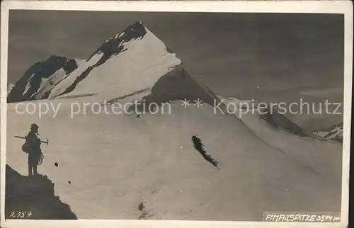 Finailspitze Gebirgspanorama Bergsteiger