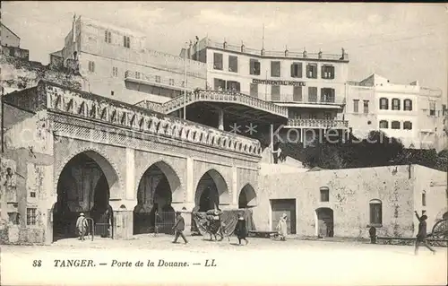 Tanger Tangier Tangiers Porte de la Douane / Marokko /