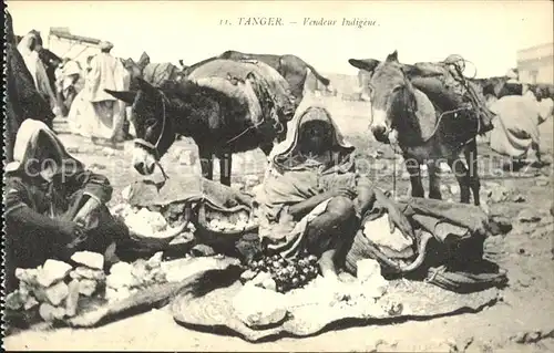 Tanger Tangier Tangiers Vendeur Indigene / Marokko /