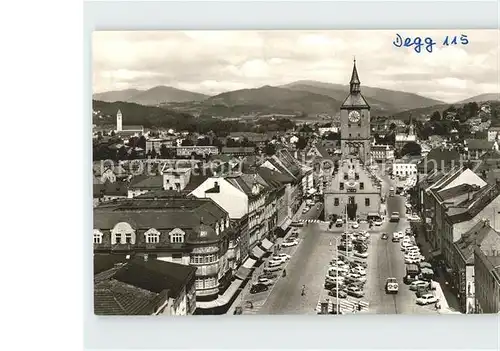 Deggendorf Donau Stadtplatz mit Rathaus Kat. Deggendorf