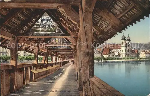 Luzern LU Inneres der Kapellbruecke Holzbruecke Vierwaldstaettersee Kat. Luzern