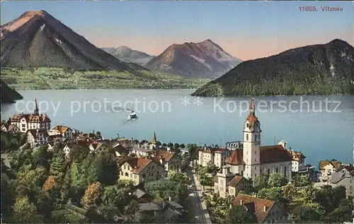 Vitznau Ortsansicht mit Kirche Alpenpanorama / Vitznau /Bz. Luzern