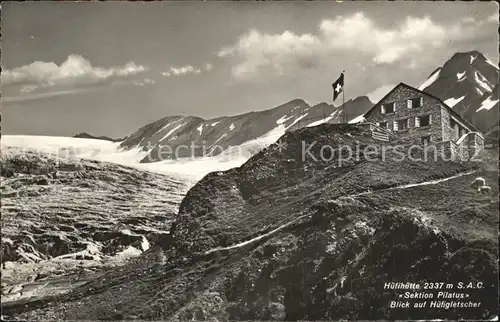 Huefihuette mit Blick auf Huefigletscher Glarner Alpen Kat. Huefi
