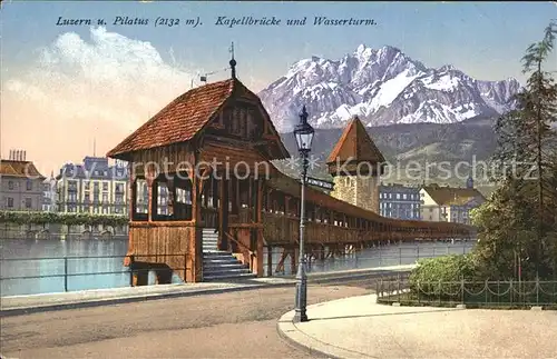 Luzern LU Kapellbruecke Holzbruecke Wahrzeichen Wasserturm Vierwaldstaettersee Pilatus Kat. Luzern