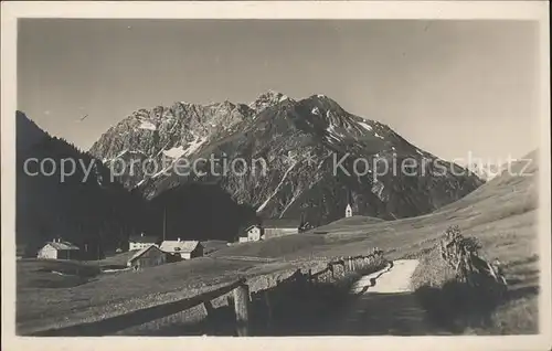 Mittelberg Kleinwalsertal Vor dem Dorf Kat. Oesterreich