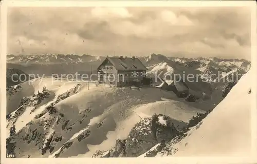 Rotwandhaus mit Blick gegen Karwendel und Rofan Kat. Schliersee