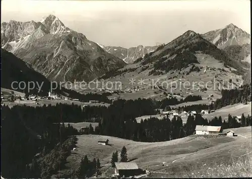 Riezlern Kleinwalsertal Vorarlberg Mittelberg Hirschegg mit Widderstein und Heuberg Kat. Mittelberg