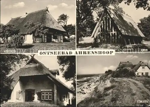 Ahrenshoop Ostseebad Strand Kirche Dornenhaus Kunstkaten / Ahrenshoop /Nordvorpommern LKR