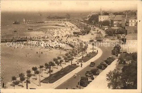 Arcachon Gironde Promenade et Plage vers le Grand Hotel Kat. Arcachon