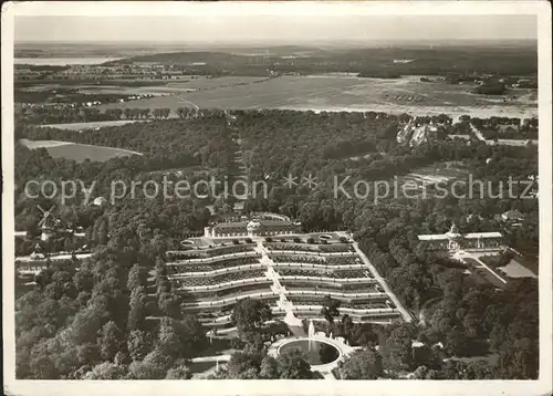 Potsdam Schloss Sanssouci Fliegeraufnahme / Potsdam /Potsdam Stadtkreis