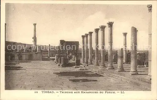 Timgad Ruines Romaines Tribune aux Harangues du Forum Ruinen Antike Staette Kat. Algerien