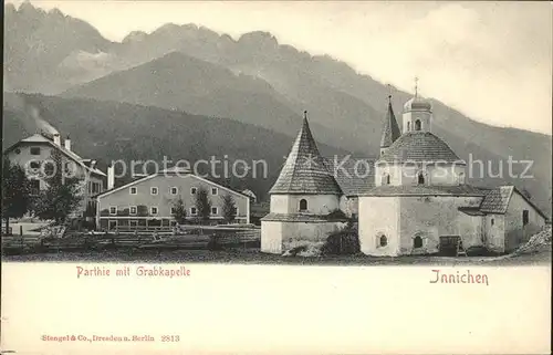 Innichen Suedtirol Partie mit Grabkapelle Kat. San Candido Innichen Pustertal