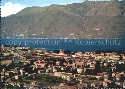 Luino Stadt Meer Berge Kat. Lago Maggiore